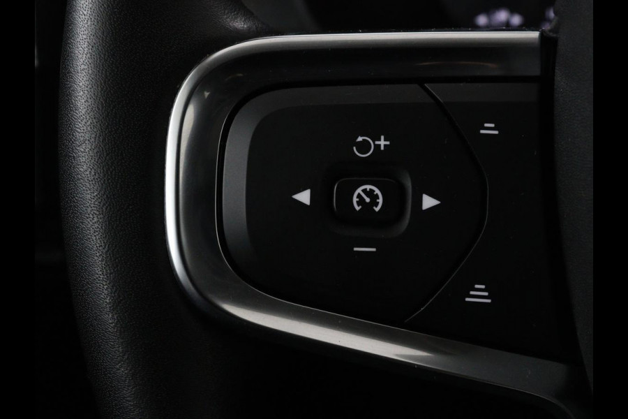 Volvo XC40 1.5 T5 Recharge Business Pro | Panoramadak | Stoel & stuurverwarming | Trekhaak | 360 camera | Adaptive cruise | Harman/Kardon | Carplay | Navigatie | Full LED