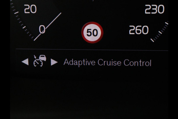 Volvo XC40 1.5 T5 Recharge Business Pro | Panoramadak | Stoel & stuurverwarming | Trekhaak | 360 camera | Adaptive cruise | Harman/Kardon | Carplay | Navigatie | Full LED