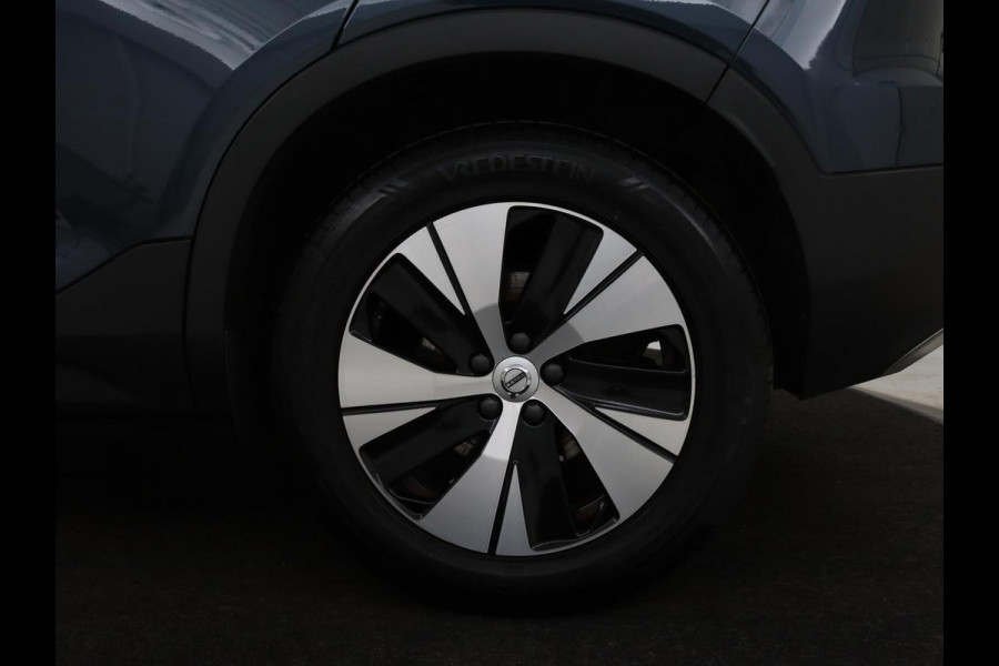 Volvo XC40 1.5 T5 Recharge Business Pro | Panoramadak | Stoel & stuurverwarming | Trekhaak | 360 camera | Adaptive cruise | Harman/Kardon | Carplay | Navigatie | Full LED