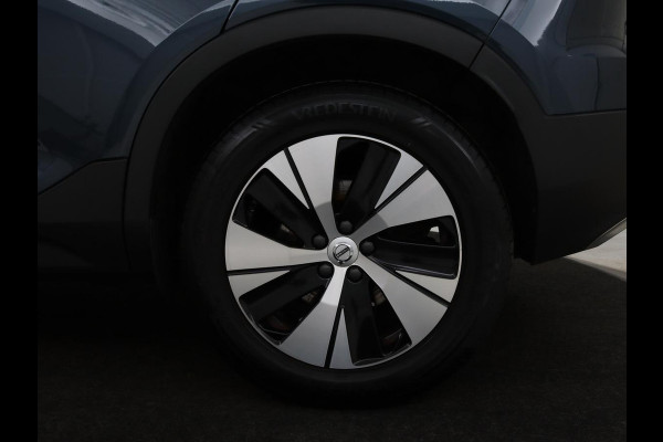Volvo XC40 1.5 T5 Recharge Business Pro | Panoramadak | Stoel & stuurverwarming | Trekhaak | 360 camera | Adaptive cruise | Harman/Kardon | Carplay | Navigatie | Full LED