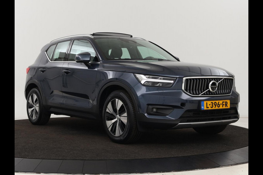 Volvo XC40 1.5 T5 Recharge Business Pro | Panoramadak | Stoel & stuurverwarming | Trekhaak | 360 camera | Adaptive cruise | Harman/Kardon | Carplay | Navigatie | Full LED