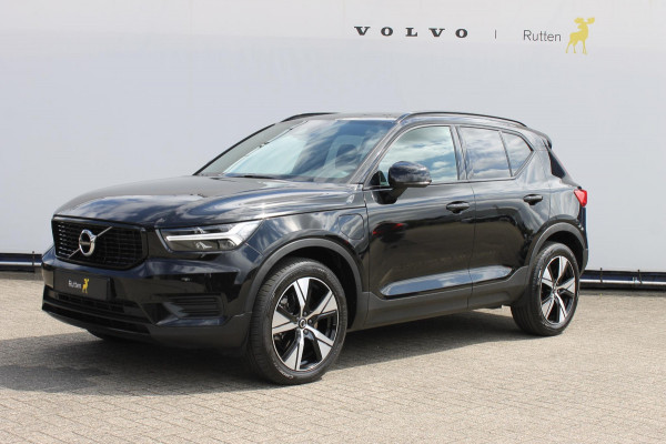 Volvo XC40 T4 211PK Automaat Recharge R-Design Apple Carplay / Getinte ramen vanaf de B-stijl / 19" lichtmetalen velgen / Verwarmbare voorruit / Cruise Control