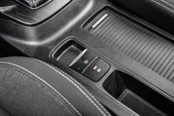 Ford FOCUS Wagon 1.0 EcoBoost Active Business | Pano | B&O | Camera