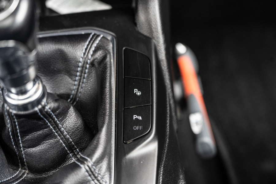 Ford FOCUS Wagon 1.0 EcoBoost Active Business | Pano | B&O | Camera