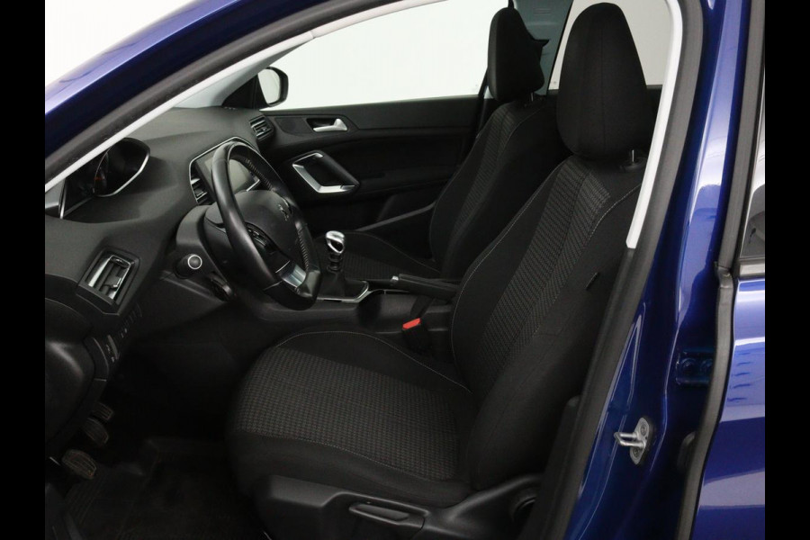 Peugeot 308 1.5 BlueHDi Executive | 1e eigenaar | Panoramadak | Carplay | Climate control | Navigatie | Parkeerhulp | Cruise control