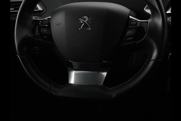Peugeot 308 1.5 BlueHDi Executive | 1e eigenaar | Panoramadak | Carplay | Climate control | Navigatie | Parkeerhulp | Cruise control