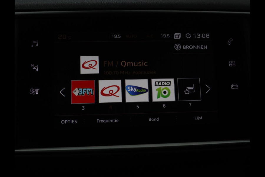 Peugeot 308 1.5 BlueHDi Executive | 1e eigenaar | Panoramadak | Carplay | Climate control | Navigatie | Parkeerhulp | Cruise control