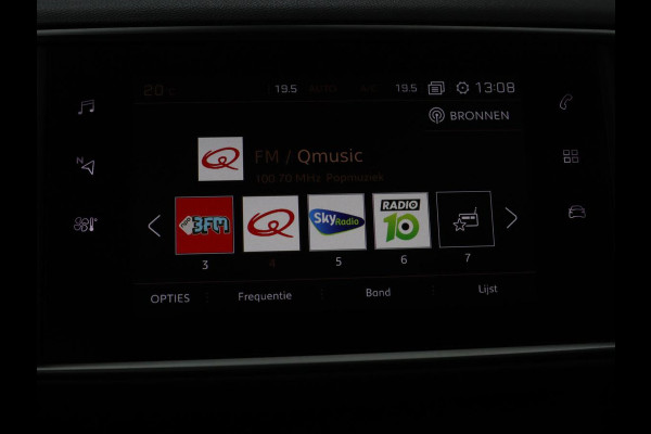 Peugeot 308 1.5 BlueHDi Executive | 1e eigenaar | Panoramadak | Carplay | Climate control | Navigatie | Parkeerhulp | Cruise control