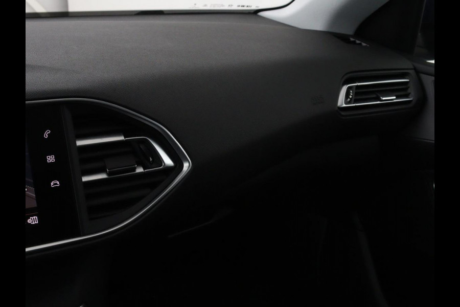 Peugeot 308 1.5 BlueHDi Executive | 1e eigenaar | Panoramadak | Carplay | Climate control | Navigatie | Parkeerhulp | Cruise control