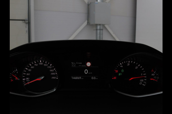 Peugeot 308 1.5 BlueHDi Executive | 1e eigenaar | Panoramadak | Carplay | Climate control | Navigatie | Parkeerhulp | Cruise control