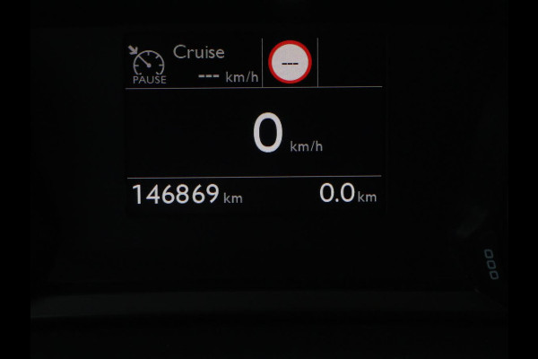Peugeot 308 1.5 BlueHDi Executive | 1e eigenaar | Panoramadak | Carplay | Climate control | Navigatie | Parkeerhulp | Cruise control