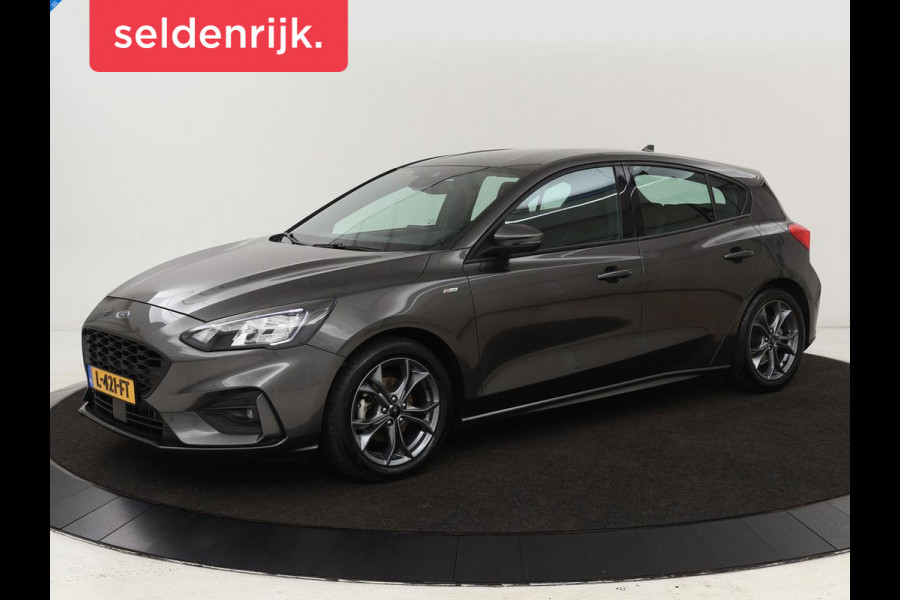Ford Focus 1.0 EcoBoost ST Line | Stoel & stuurverwarming | Carplay | Navigatie | Climate control | Parkeerhulp | Cruise control | Bluetooth
