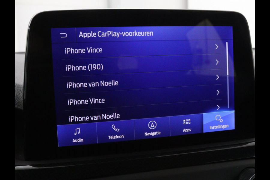 Ford Focus 1.0 EcoBoost ST Line | Stoel & stuurverwarming | Carplay | Navigatie | Climate control | Parkeerhulp | Cruise control | Bluetooth