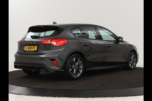 Ford Focus 1.0 EcoBoost ST Line | Stoel & stuurverwarming | Carplay | Navigatie | Climate control | Parkeerhulp | Cruise control | Bluetooth