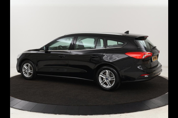 Ford Focus 1.0 EcoBoost Trend Edition Business | Carplay | Navigatie | Cruise control | Parkeerhulp | Airco | Bluetooth | Lichtmetalen velgen