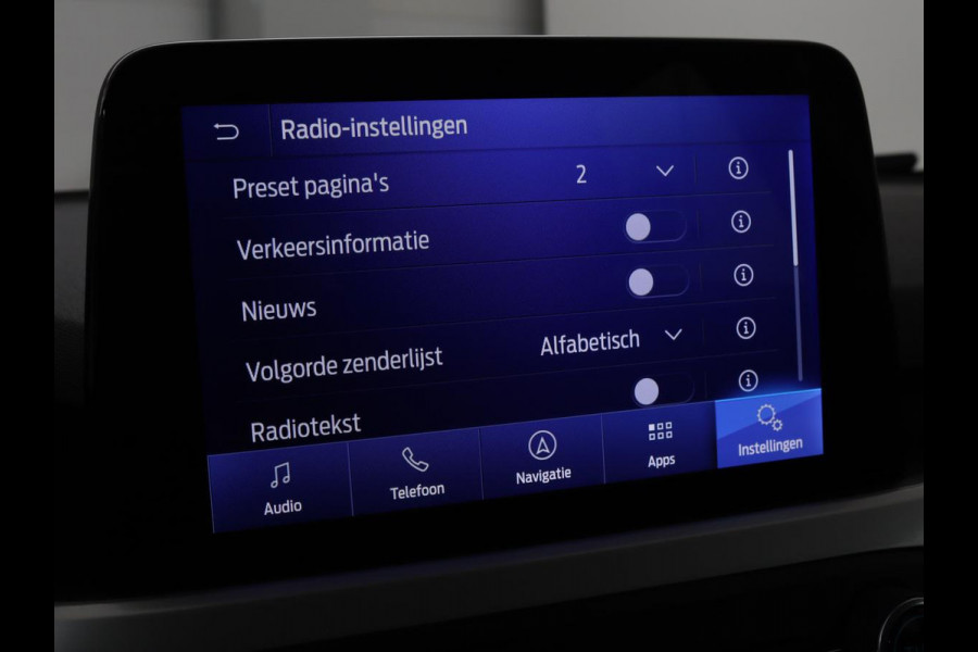 Ford Focus 1.0 EcoBoost Trend Edition Business | Carplay | Navigatie | Cruise control | Parkeerhulp | Airco | Bluetooth | Lichtmetalen velgen