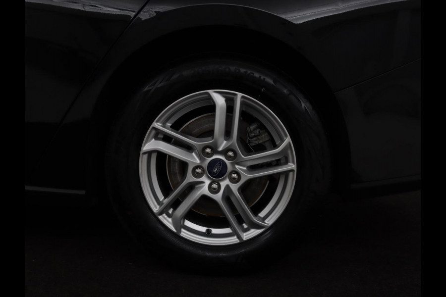 Ford Focus 1.0 EcoBoost Trend Edition Business | Carplay | Navigatie | Cruise control | Parkeerhulp | Airco | Bluetooth | Lichtmetalen velgen