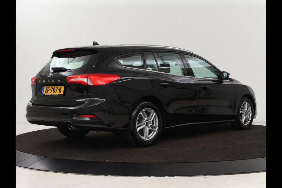 Ford Focus 1.0 EcoBoost Trend Edition Business | Carplay | Navigatie | Cruise control | Parkeerhulp | Airco | Bluetooth | Lichtmetalen velgen