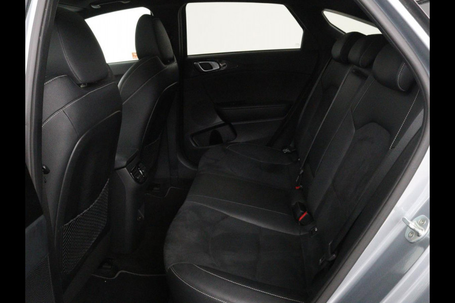 Kia ProCeed 1.5 T-GDi GT-Line | Panoramadak | Trekhaak | Stoel & stuurverwarming | Adaptive cruise | Camera | Carplay | Leder/Alcantara | Full LED | Navigatie | Keyless