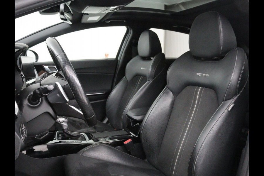 Kia ProCeed 1.5 T-GDi GT-Line | Panoramadak | Trekhaak | Stoel & stuurverwarming | Adaptive cruise | Camera | Carplay | Leder/Alcantara | Full LED | Navigatie | Keyless