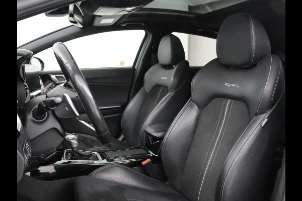 Kia ProCeed 1.5 T-GDi GT-Line | Panoramadak | Trekhaak | Stoel & stuurverwarming | Adaptive cruise | Camera | Carplay | Leder/Alcantara | Full LED | Navigatie | Keyless