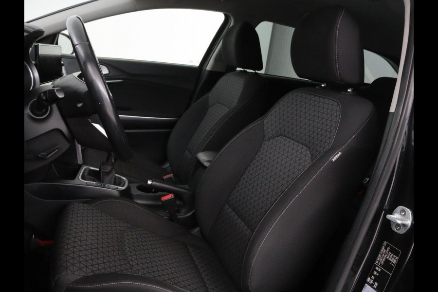 Kia Ceed 1.0 T-GDi DynamicLine | Trekhaak | Carplay | Camera | Parkeerhulp | Cruise control | Climate control | LED | Bluetooth