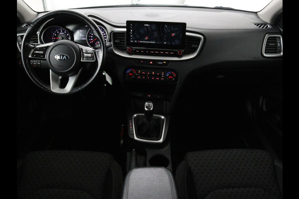 Kia Ceed 1.0 T-GDi DynamicLine | Trekhaak | Carplay | Camera | Parkeerhulp | Cruise control | Climate control | LED | Bluetooth