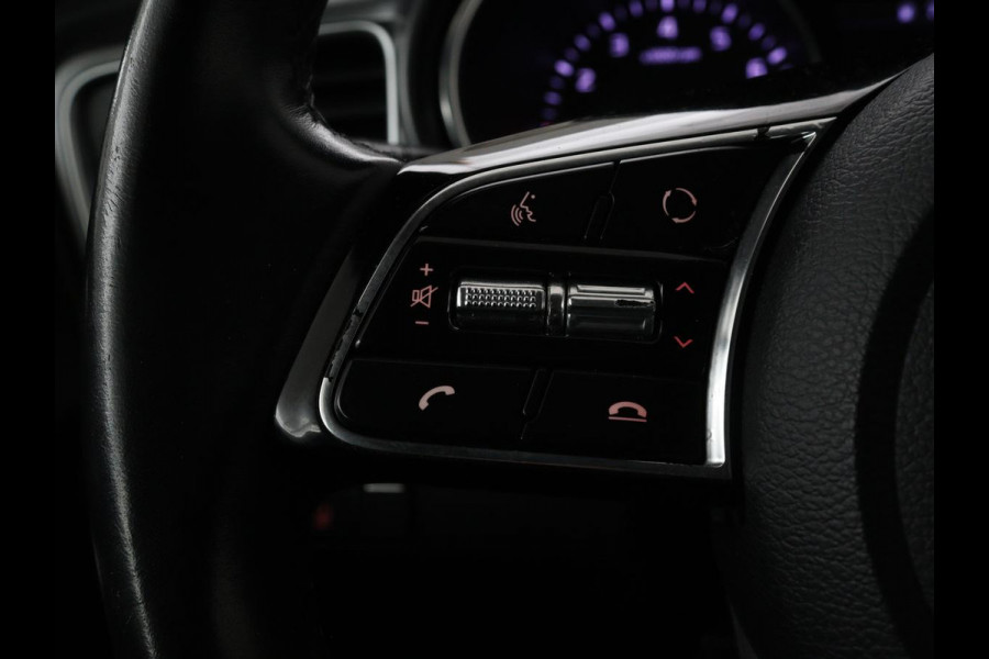 Kia Ceed 1.0 T-GDi DynamicLine | Trekhaak | Carplay | Camera | Parkeerhulp | Cruise control | Climate control | LED | Bluetooth