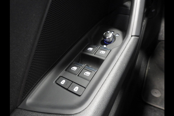Audi A3 Limousine 30 TFSI Aut. Advanced Edition NAVI/VIRTUAL/LED/17"LMV!