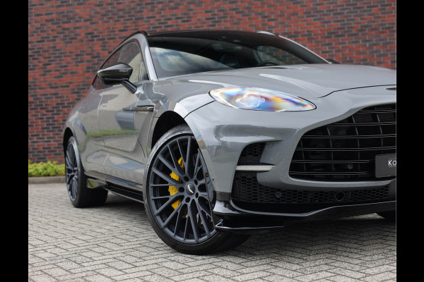 Aston Martin Dbx 4.0 V8 707 | China Grey - Carbon Pack