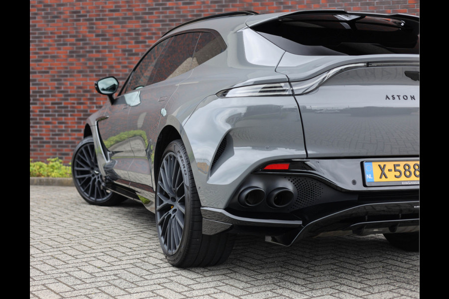 Aston Martin Dbx 4.0 V8 707 | China Grey - Carbon Pack