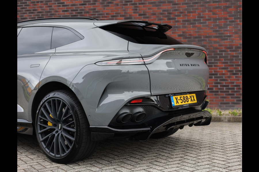 Aston Martin Dbx 4.0 V8 707 | China Grey - Carbon Pack