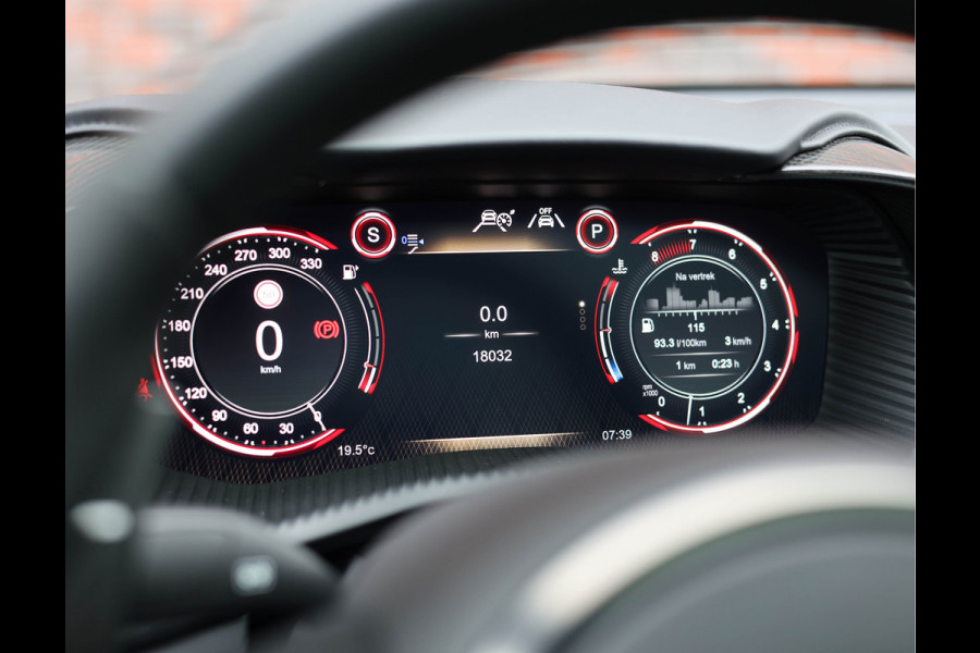 Aston Martin Dbx 4.0 V8 707 | China Grey - Carbon Pack