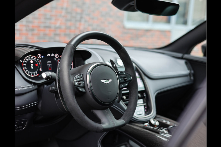 Aston Martin Dbx 4.0 V8 707 | China Grey - Carbon Pack