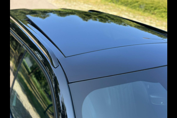 Peugeot e-2008 EV GT 50 kWh, panoramadak,parelmoer, camera,vol leder, alle opties, eerste eigenaar, NL auto met nationale auto pas