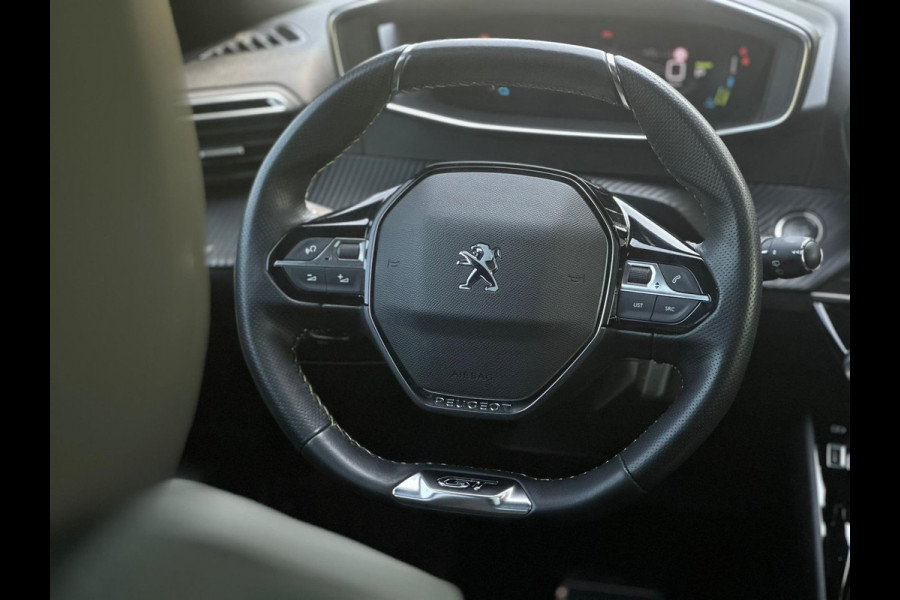 Peugeot e-2008 EV GT 50 kWh, panoramadak,parelmoer, camera,vol leder, alle opties, eerste eigenaar, NL auto met nationale auto pas