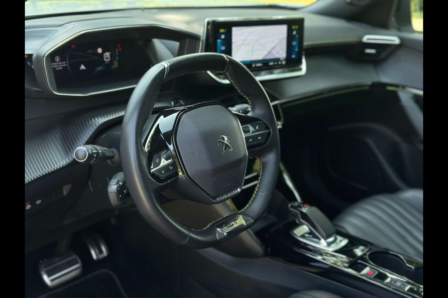 Peugeot e-2008 EV GT 50 kWh, panoramadak,parelmoer, camera,vol leder, alle opties, eerste eigenaar, NL auto met nationale auto pas