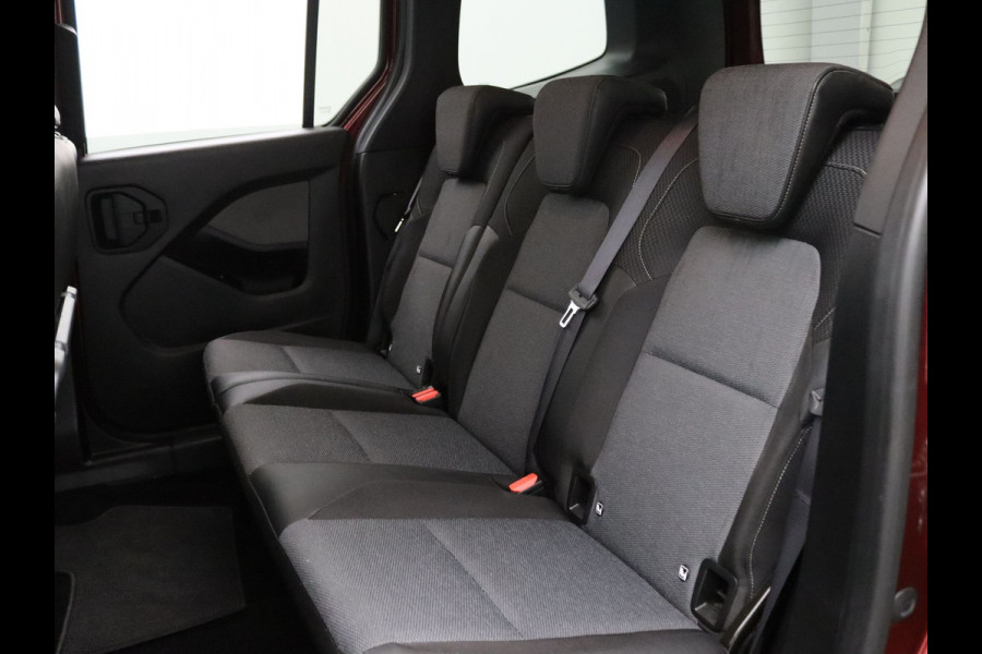 Renault Kangoo TCe 130pk Techno EDC/Automaat Camera | Cruise | Carplay | Navi | Parkeersens. achter |