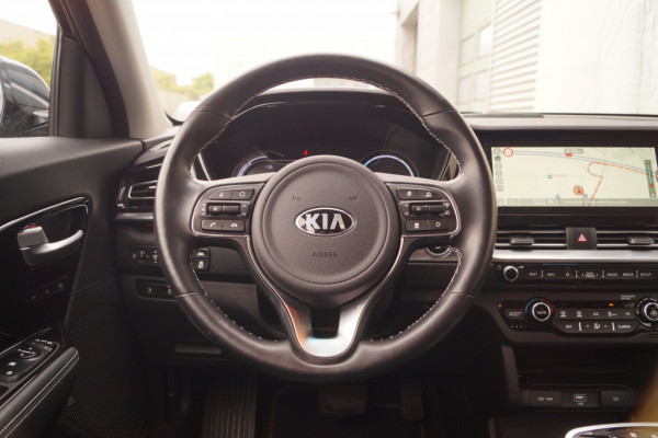 Kia e-Niro ExecutiveLine 64kWh -LEER-NAVI-ECC-CAM-