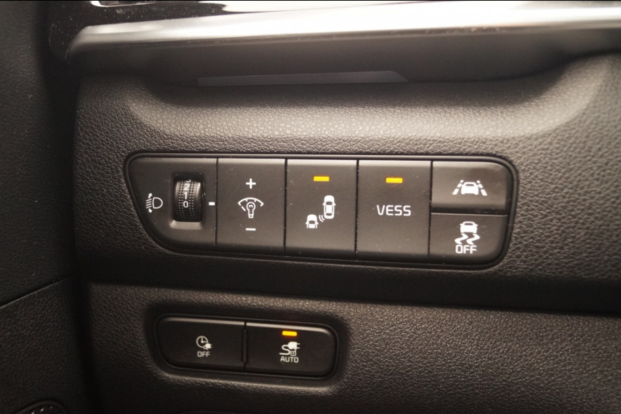 Kia e-Niro ExecutiveLine 64kWh -LEER-NAVI-ECC-CAM-