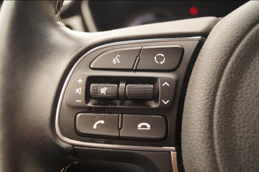 Kia e-Niro ExecutiveLine 64kWh -LEER-NAVI-ECC-CAM-