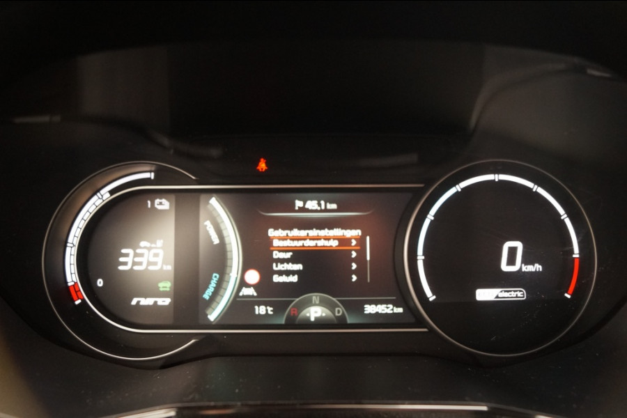 Kia e-Niro ExecutiveLine 64kWh -LEER-NAVI-ECC-CAM-