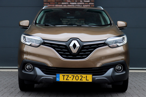 Renault Kadjar 1.2 TCe Intens | Leder | Camera | LED | Keyless | Stoelverwarming | Parkeerassistent | Dodehoekassistent | 19'' inch