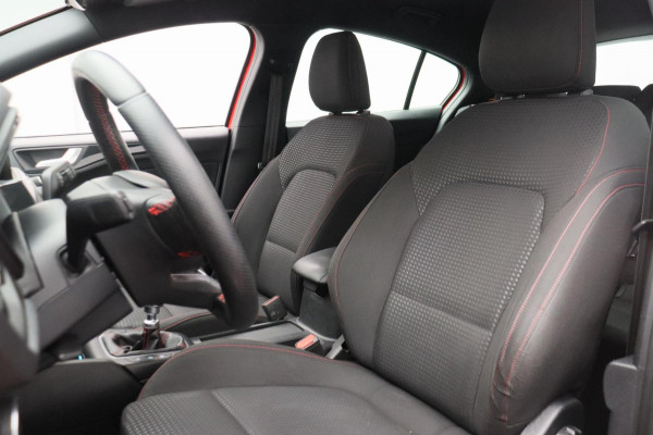 Ford Focus 1.0 EcoBoost ST Line Business Apple/Carplay Cruise/control Origineel NL