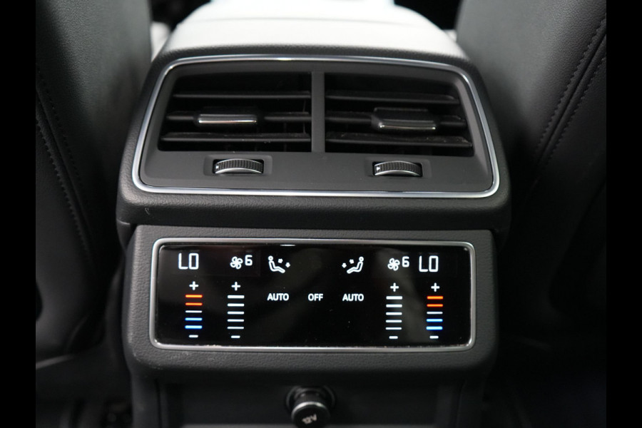 Audi A6 Avant 50 TFSI e Quattro S Line Plug In Hybrid 299pk Dealer O.H PHEV | Trekhaak af Fabriek | Adaptive Cruise | Head Up | Matrix LED |  Camera | Sfeerverlichting | 19"L.M | Apple Carplay | Sportstoelen Verwarmd |
