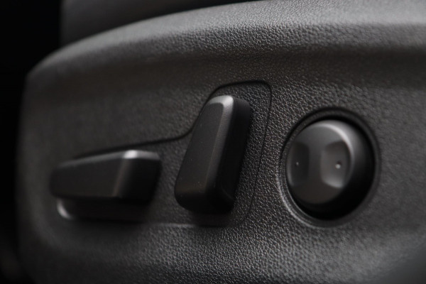 Kia Niro 1.6 GDI PHEV ExecutiveLine / PANODAK / KEYLESS / DODEHOEK / CAMERA / JBL