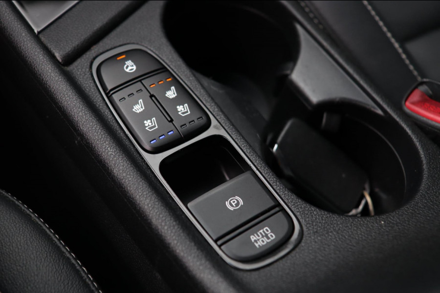 Kia Niro 1.6 GDI PHEV ExecutiveLine / PANODAK / KEYLESS / DODEHOEK / CAMERA / JBL