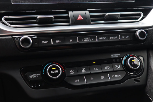 Kia Niro 1.6 GDI PHEV ExecutiveLine / PANODAK / KEYLESS / DODEHOEK / CAMERA / JBL