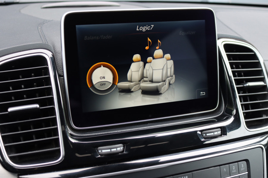 Mercedes-Benz GLE 350 d 4MATIC | Luchtvering | Distronic+ | Surround Camera | Harman/Kardon | Panoramadak | Trekhaak | Memory | Dodehoekassistent | Nightpakket | Nappa Leder |