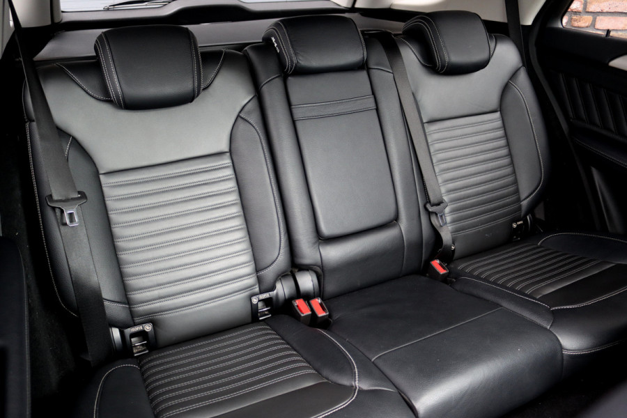 Mercedes-Benz GLE 350 d 4MATIC | Luchtvering | Distronic+ | Surround Camera | Harman/Kardon | Panoramadak | Trekhaak | Memory | Dodehoekassistent | Nightpakket | Nappa Leder |